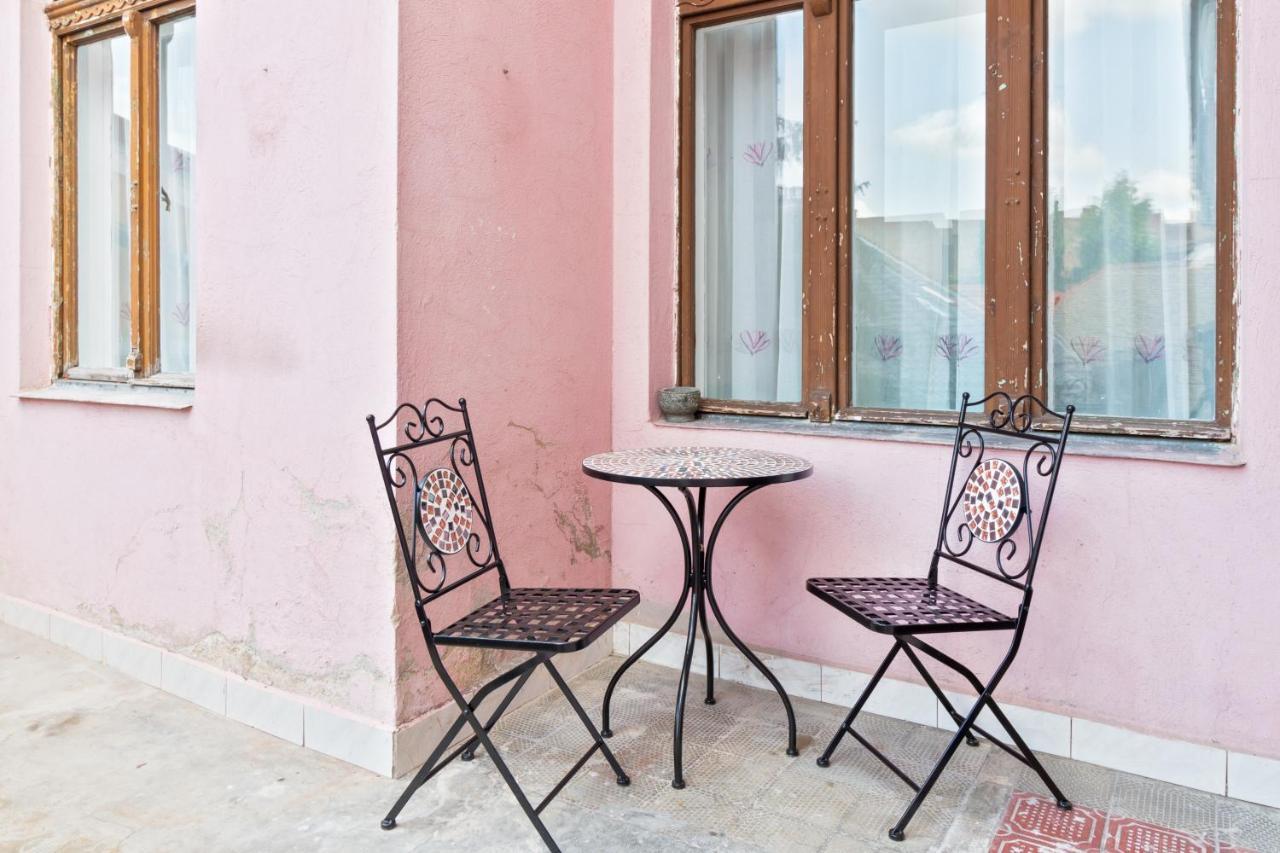 Roman Flat Oradea Exterior foto